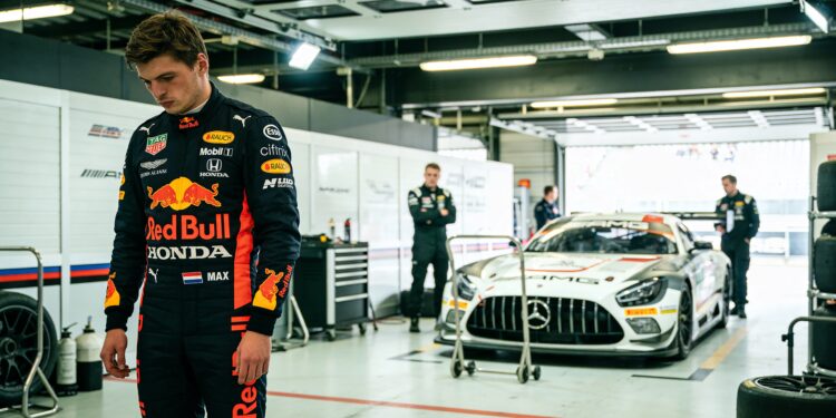 mechanische pech kost dominante verstappen zege op