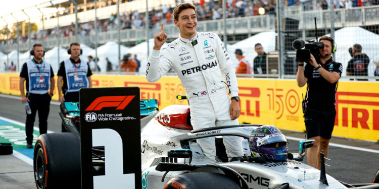mercedes domineert in canada verstappen gefrustree
