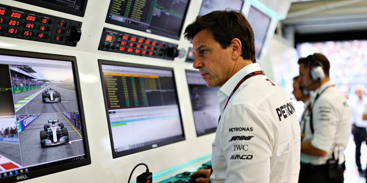 Mercedes-vete ontbrandt in Canada; Verstappen dreigt met vertrek 1 mercedes vete ontbrandt in canada verstappen dreig