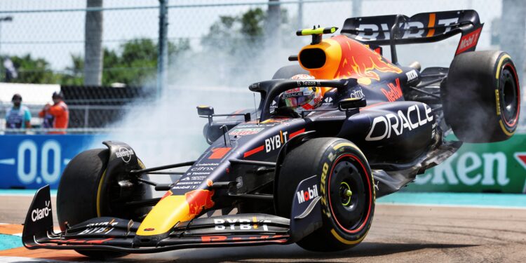 montoya kritisch verstappens herstel in miami was