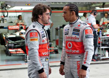 naaste onthult diepte vete alonso hamilton mclaren