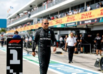 nieuwe f1 orde antonelli leidt aston martin puntlo