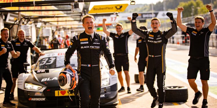paul meijer pakt unieke dubbelzege op nurburgring