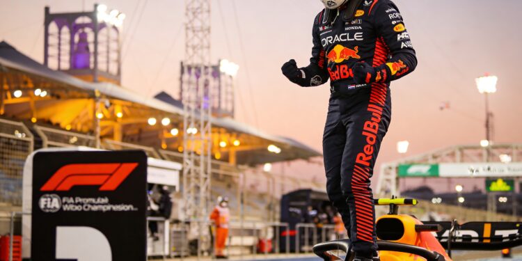 peiling wijst uit verstappens eerste titel blijft