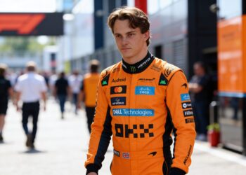 piastri gewaarschuwd voor red bull overstap na kom