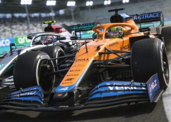piastri hekelt willekeurige f1 gevechten na duel i