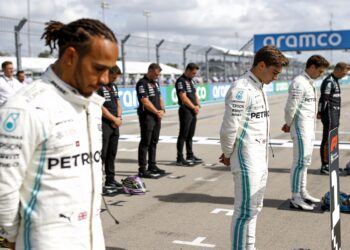 race icoon alex zanardi 59 overleden f1 paddock ee