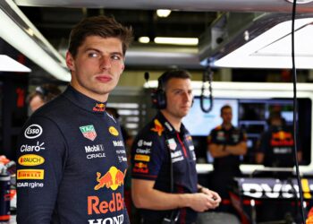 red bull stelt verstappen ultimatum beslis voor de