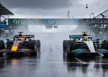 regen en verstappen bedreigen mercedes dominantie
