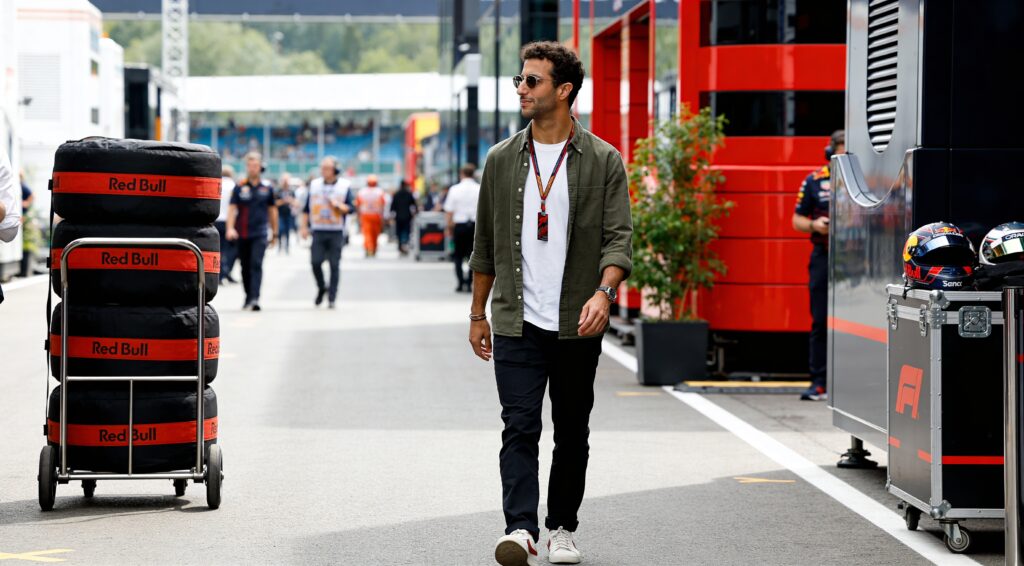 ricciardo sluit comeback niet uit maar stelt duide