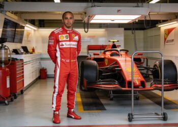 rosberg erkent hamilton is terug op zijn oude nive