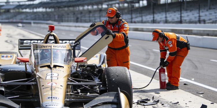 rossi gewond na zware crash met oward in indy 500