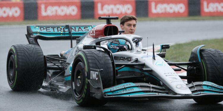Russell pakt sprintpole, maar controverse domineert in Canada 1 russell pakt sprintpole maar controverse domineert