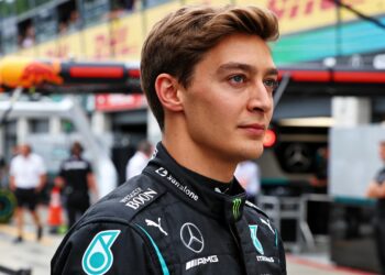 russell vol vertrouwen mercedes niet gehinderd doo