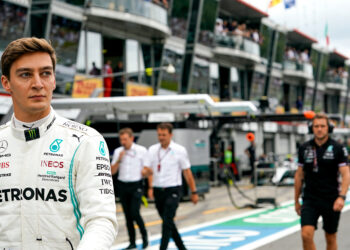 russell wil f1 auto de nordschleife op spreekt met