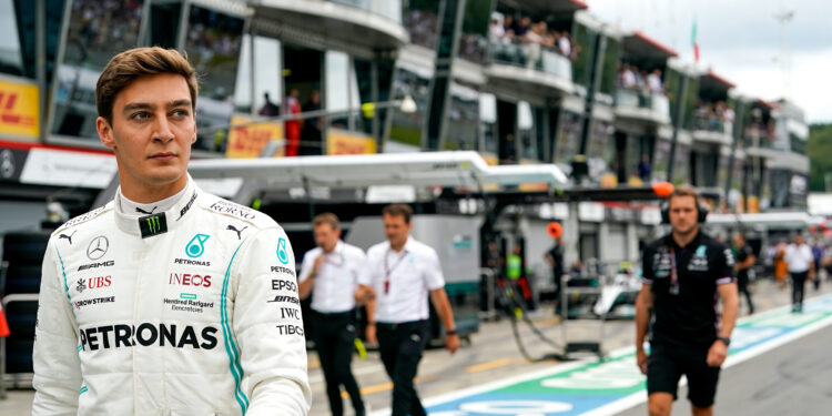 Russell wil F1-auto de Nordschleife op, spreekt met Wolff 1 russell wil f1 auto de nordschleife op spreekt met