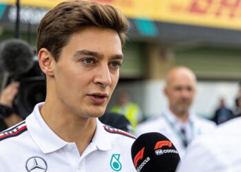russell wuift achterstand op antonelli weg ervarin