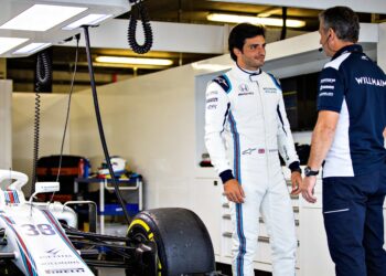 sainz dit is de williams die we vanaf de start moe