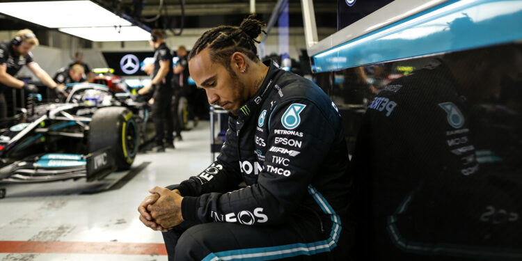 Schiff onthult: 'Vreesde dat Hamilton zou stoppen na duel met Verstappen' 1 schiff onthult vreesde dat hamilton zou stoppen na