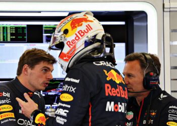 schumacher verstappen liet red bull bewust falen i