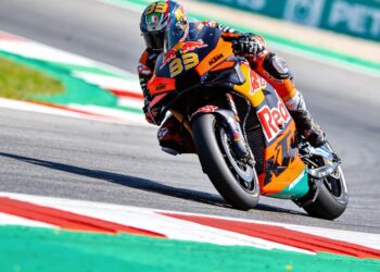 snelheidsrecord van 368 kmu op testcircuit ferrari
