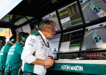 steiner kritisch newey had nooit teambaas moeten w