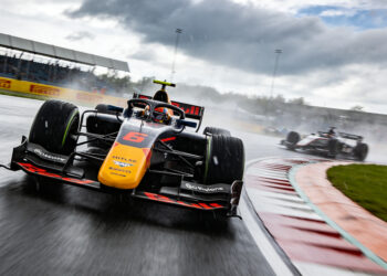 stenshorne zegeviert in chaotische f2 hoofdrace ca