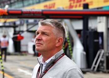 szafnauer deelt visie op klachten over f1 reglemen