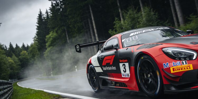 team verstappen overleeft eerste kwalificatie nurb