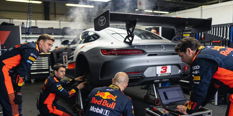 Technisch drama kost Verstappen zekere zege op Nürburgring 1 technisch drama kost verstappen zekere zege op nur