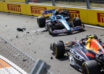 technisch drama voor lawson veroorzaakt crash met