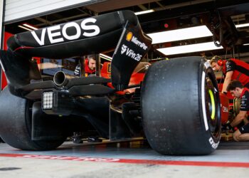 topteams openen jacht op mercedes met upgrades in