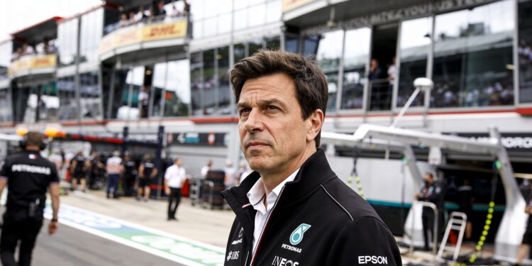 toto wolff pleit voor radicale mega motor van 1200