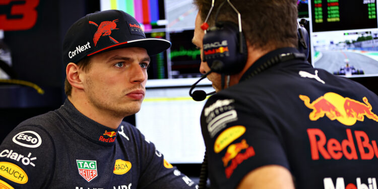 verstappen eist onderzoek na vliegende voeten in c