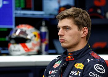 verstappen en red bull op gespannen voet na podium