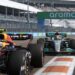 verstappen en russell ontlopen straf na botsing in