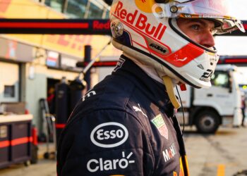 verstappen kritisch op f1 regels na succesvol debu