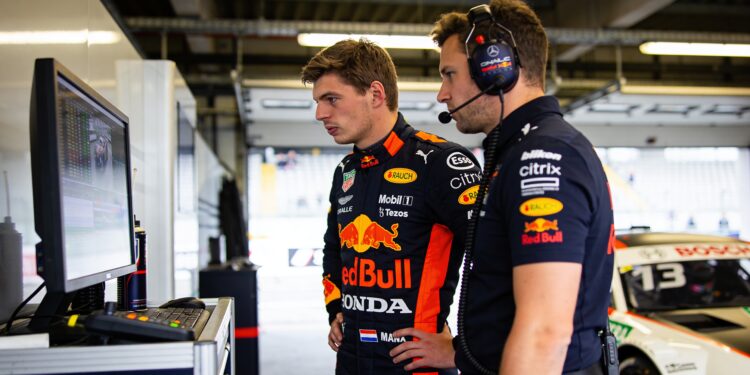 verstappen oogst respect met gedurfd nurburgring d