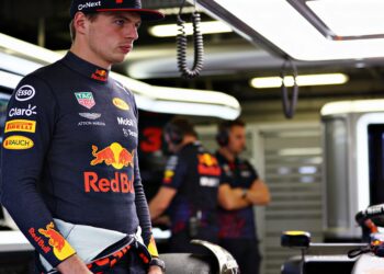 verstappen zoekt f1 vorm na uitvalbeurt nurburgrin