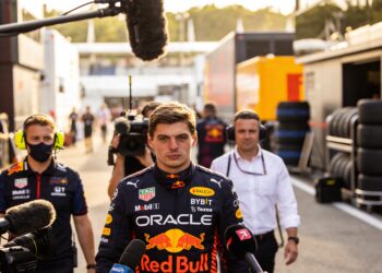 verstappen zorgt voor historische uitverkoop nurbu