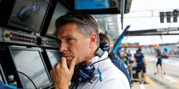 vowles onthult williams bolide meer dan 20 kilo te