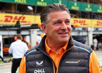 zak brown bevestigt sequel f1 film en hoopt op cam