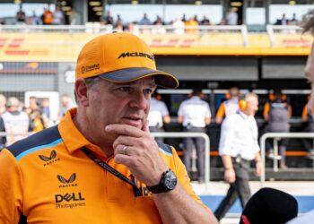 zak brown f1 moet afrika en korea verkiezen boven