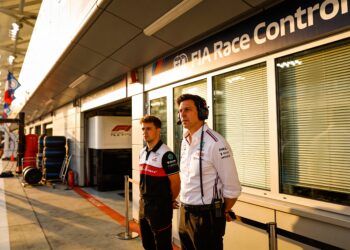 zes coureurs onderzocht na chaotische gp van miami