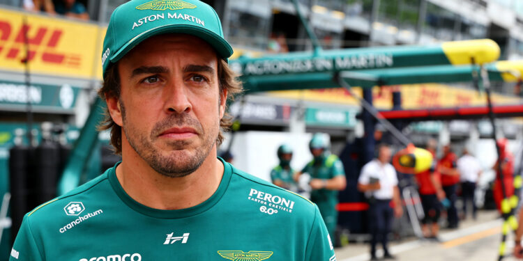Alonso haalt uit: 'F1 verloor decennium aan puur racen' 1 alonso haalt uit f1 verloor decennium aan puur rac