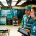 alonso komt weg met waarschuwing na onderzoek stew