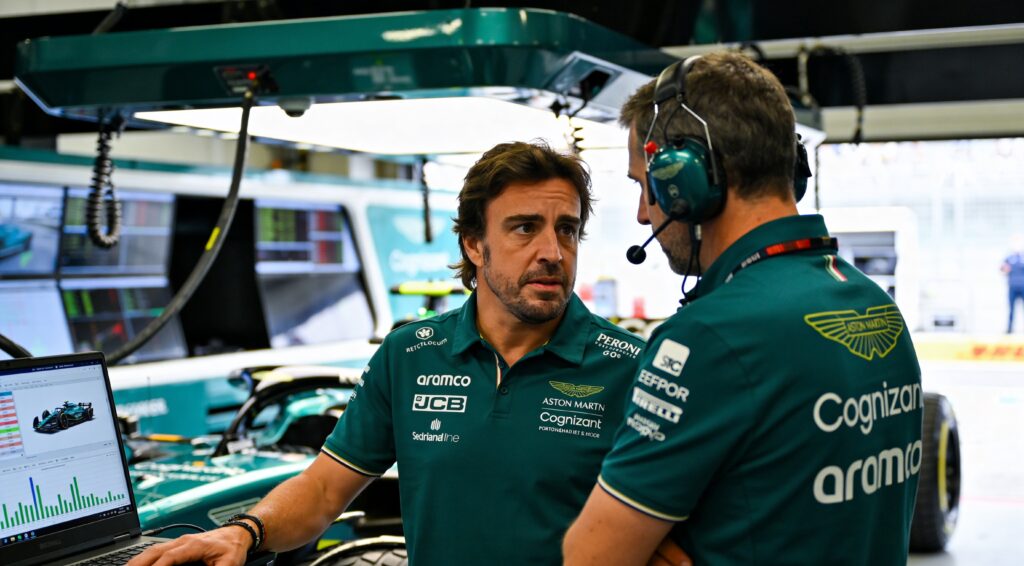 alonso ziet progressie bij puntloos aston martin