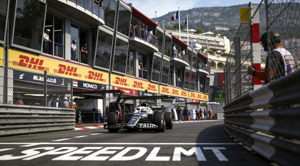 alpine en williams beboet na snelheidsovertreding