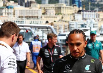 analyse hamilton favoriet in monaco red bull wacht