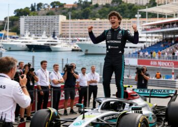 antonelli domineert in monaco en pakt vijfde zege